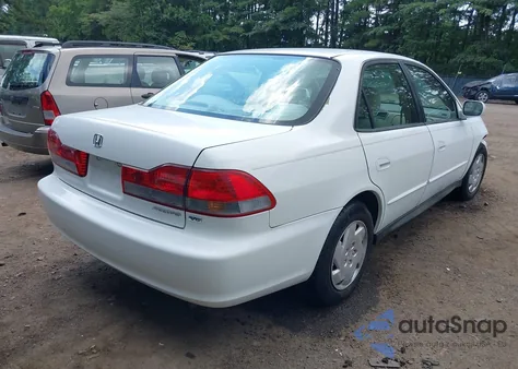 2002 Honda Accord 3.0 Lx из США, поврежденный, VIN 1HGCG164X2A028072